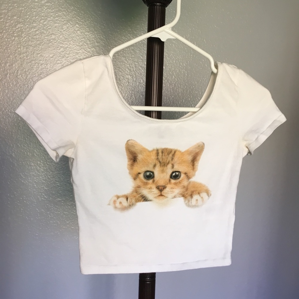 Crop Top - Picture 2 of 4